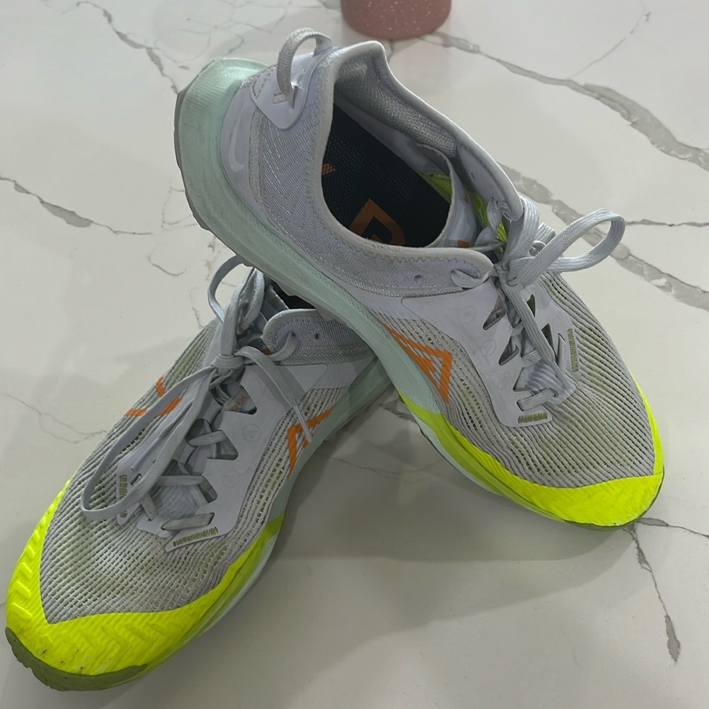 Nike Trail sneakers